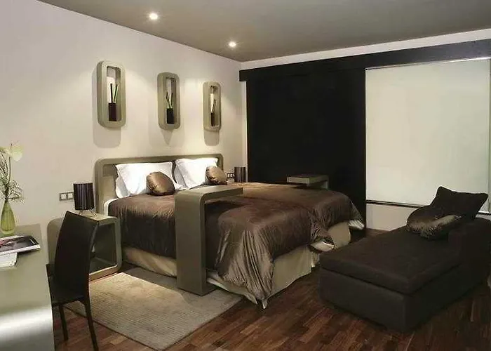 H10 Casanova 4* Barcelona