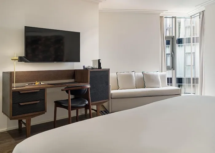 H10 Casanova Hotel Barcelona