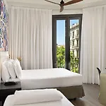 Hotel H10 Casanova 4*