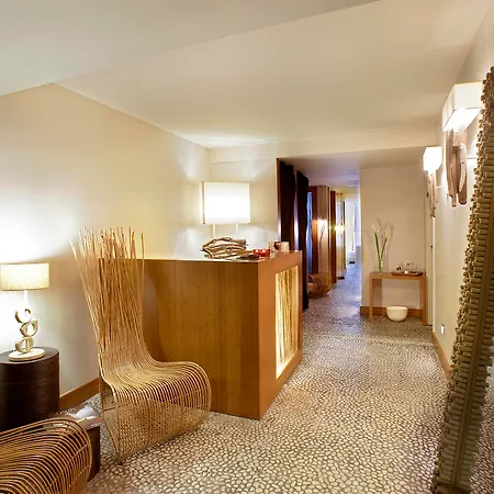 Otel H10 Casanova Barselona