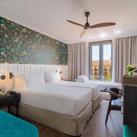 Otel H10 Casanova 4*