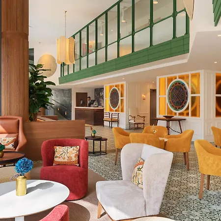 H10 Casanova Otel