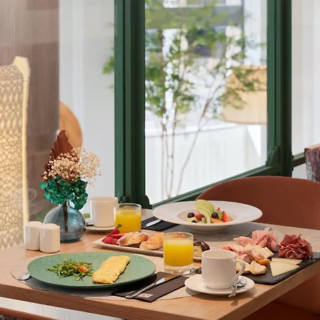 Otel H10 Casanova