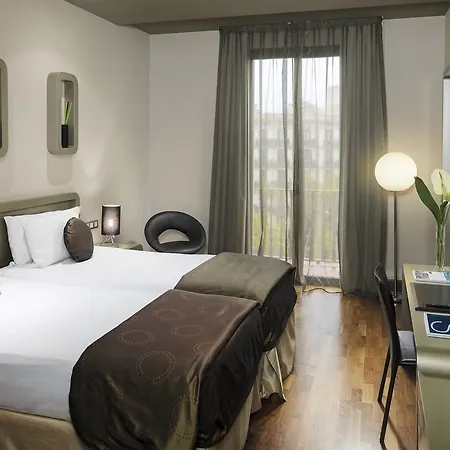Otel H10 Casanova 4*