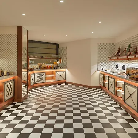 Hotel H10 Casanova Barcelona